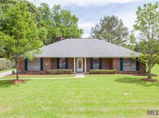 1185 Lakemont Dr, Baton Rouge, LA 70816