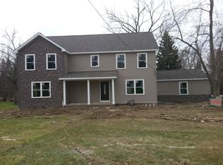 32560 Arthur Rd, Solon, OH 44139