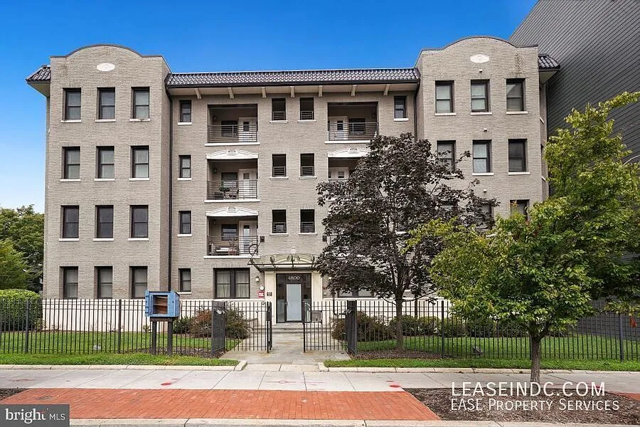 4800 Georgia Ave NW #105