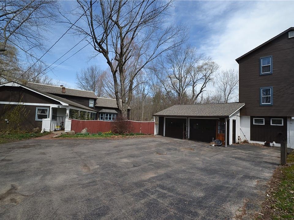 Main house and 4 unit