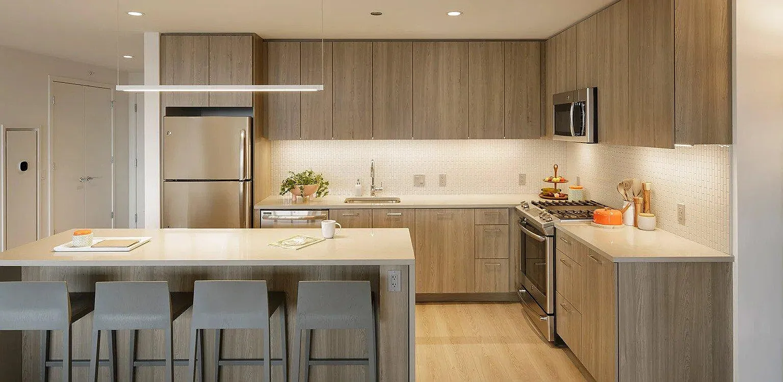 5501 S. Cornell — Photo 1