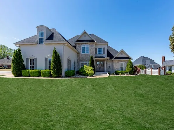80 W Champions Blvd, Rogers, AR 72758