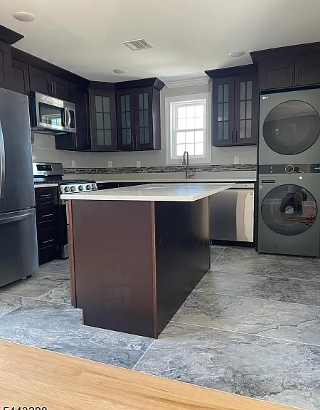 188 Greylock Pkwy #2 — Photo 4