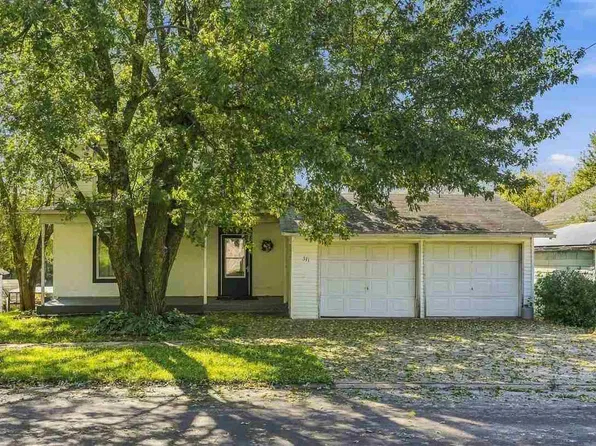 311 E Washington St, North English, IA 52316