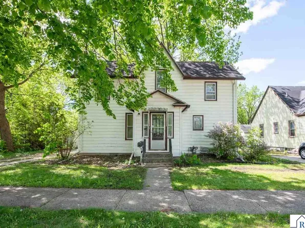 610 3rd Ave SE, Waseca, MN 56093