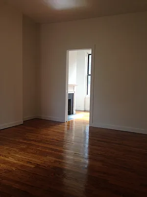 Rented by Peter Ashe | media 13