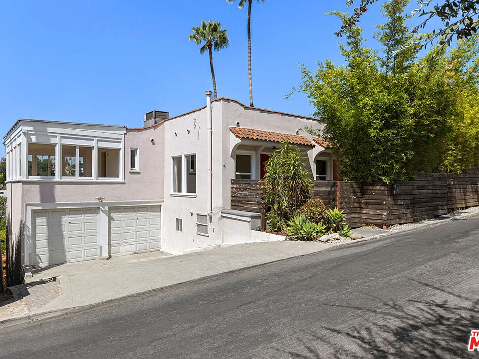 1523 Murray Dr