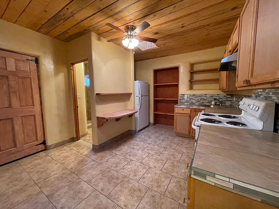 1st image of 941 Agua Fria St #A