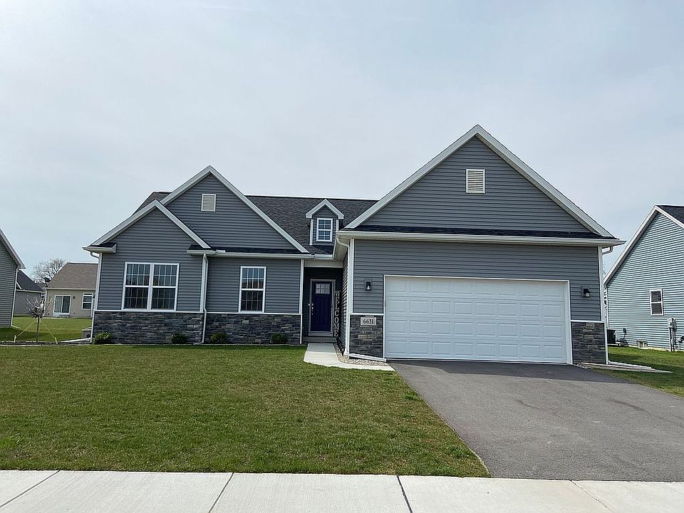 1st image of 6631 Alexander Dr