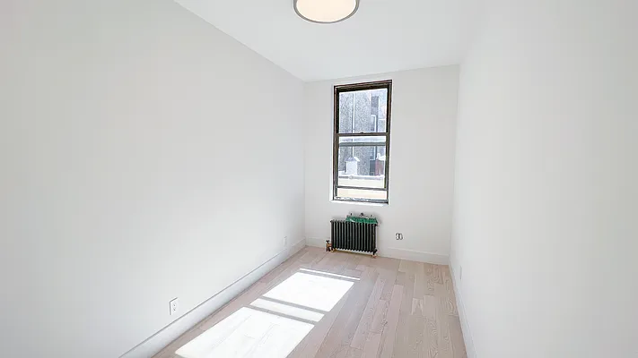 Rented by Brighton Management | media 15