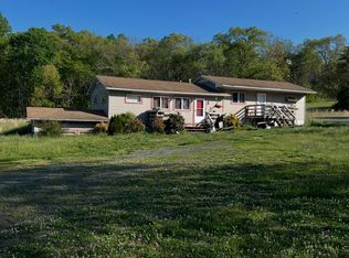 3721 W Hoover Rd, Haywood, VA 22722