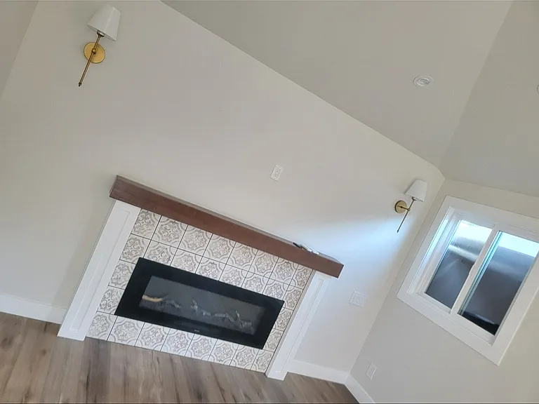 5402 Hazelbrook Ave #2 — Photo 2