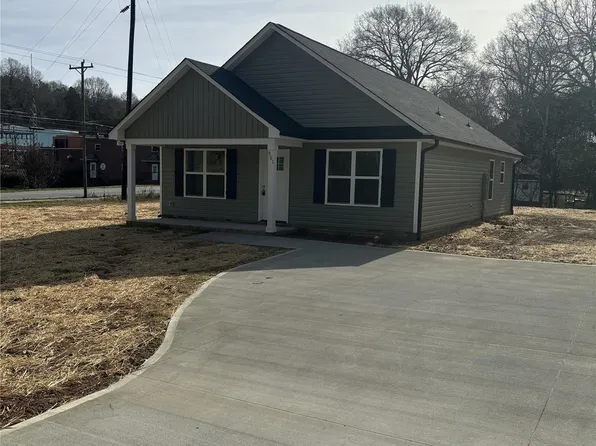 507 S Halifax St, Mount Pleasant, NC 28124