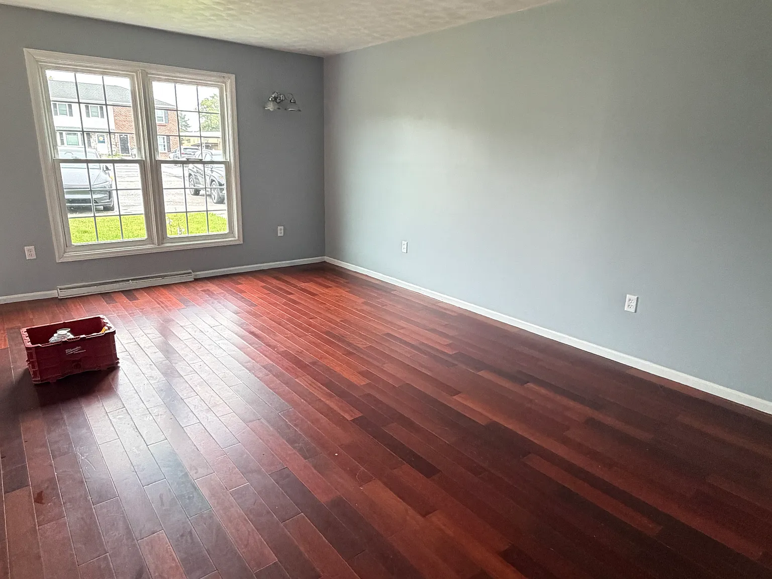 3 bed, 1.5 bath, 1280 sqft, $1,650 — Photo 2