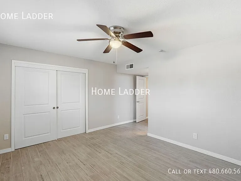 300 S Monterey St — Photo 16