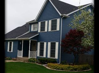 1101 W Donahue St, Eldridge, IA 52748