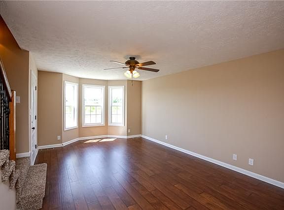 3rd image of 198 Fox Mdw Lot 198