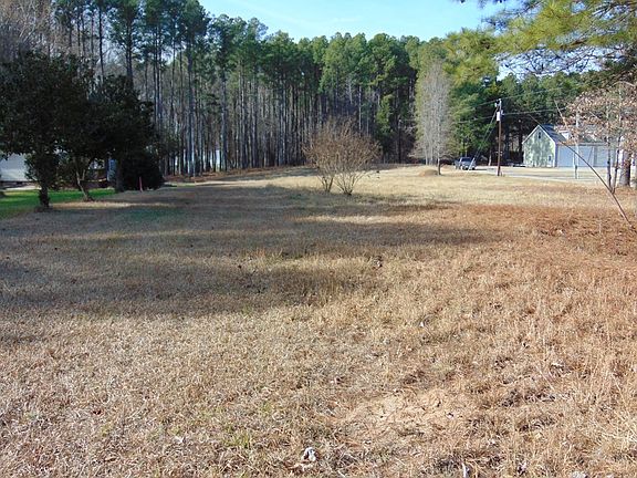 3rd image of 317 Doc Ln