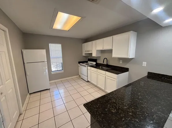 2267 N Veterans Blvd, Eagle Pass, TX 78852