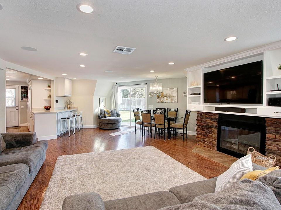1st image of 17220 Pony Ln