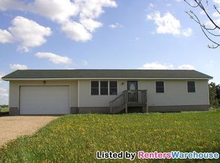 14749 255th St, Lindstrom, MN 55045