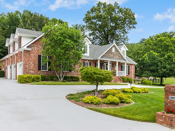 2nd image of 2039 Mossy Oak Cir