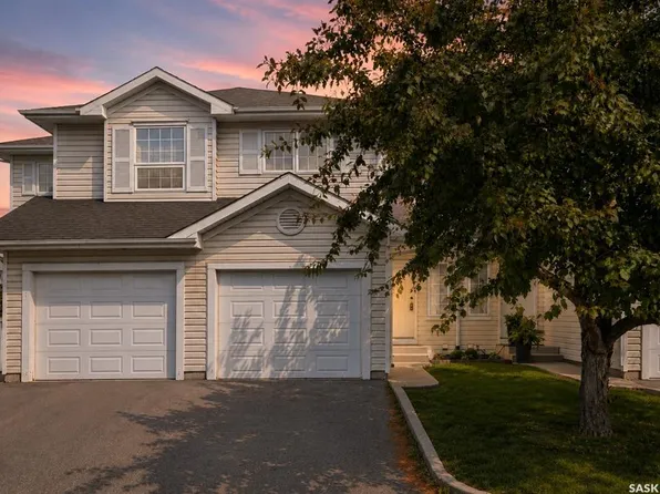UNIT 2-110 Keevil CRESCENT, Saskatoon, SK S7N 4N8