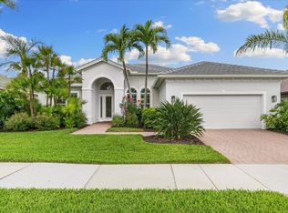 8868 Mustang Island Cir, Naples, FL 34113