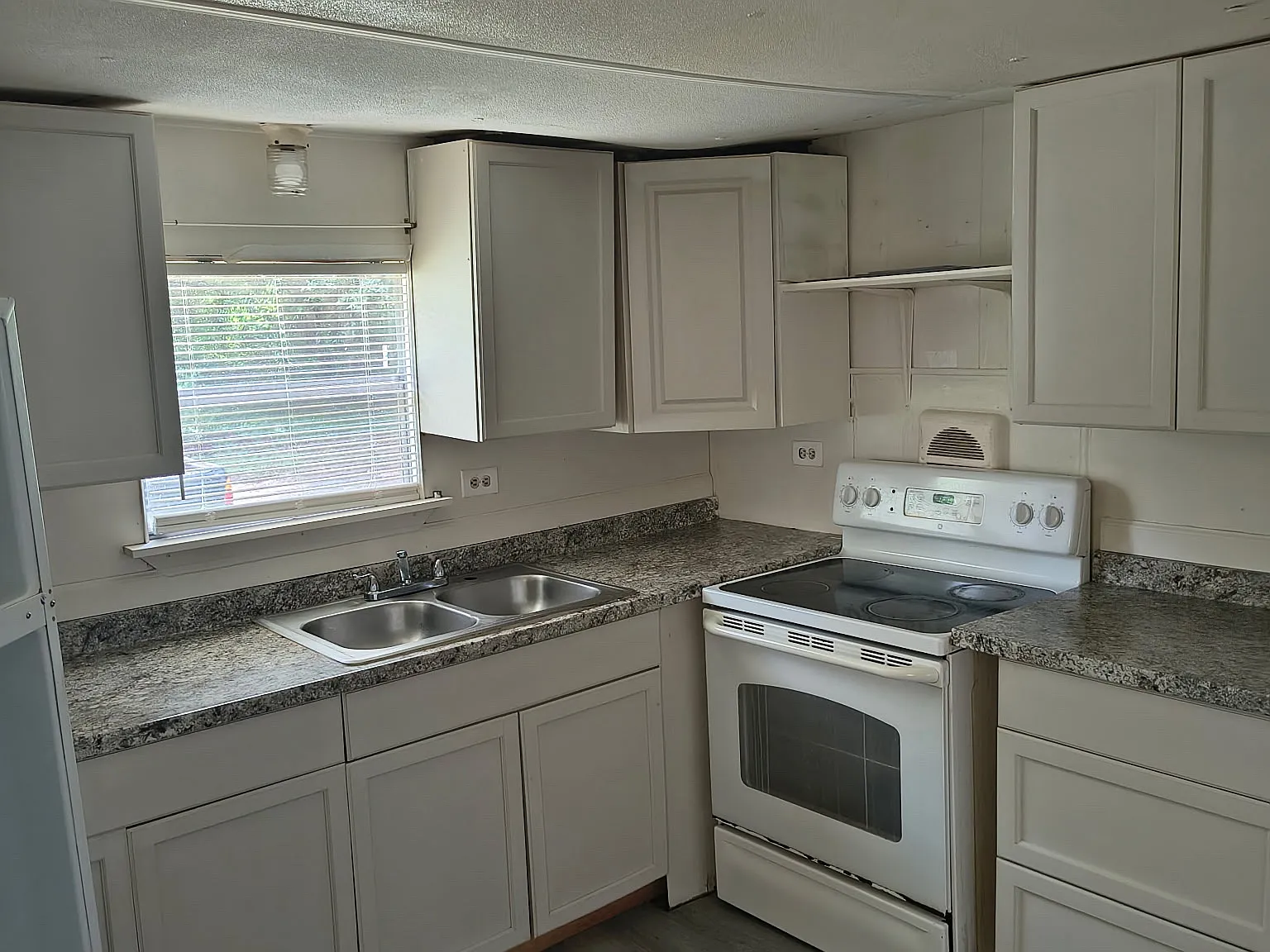 6548 Springhill Rd — Photo 3