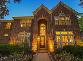 5422 Avondale Dr, Sugar Land, TX 77479