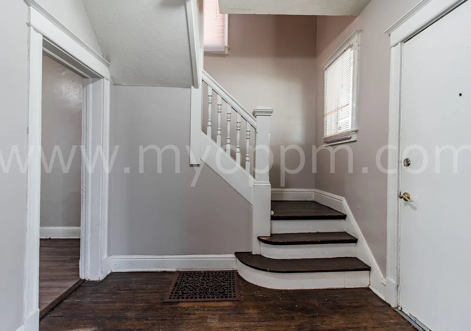 Available NOW! | 3 Bedroom home | Blackstone — Photo 4