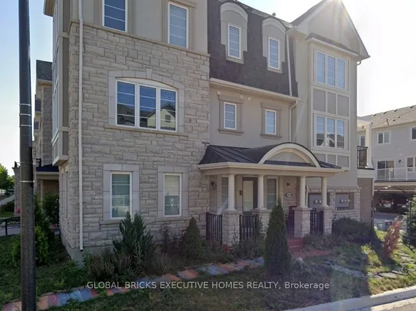 296 Ellen Davidson Dr, Oakville, ON L6M 0V5