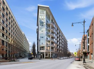 845 N Kingsbury St Unit 614, Chicago, IL 60610