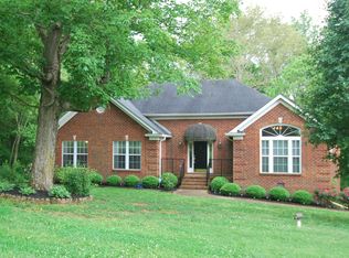 1000 Cherry Springs Dr, Cottontown, TN 37048