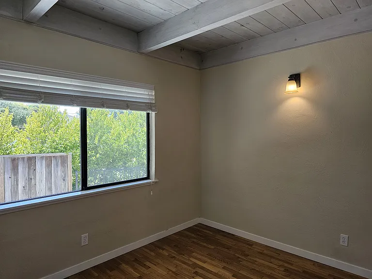 416 Ocean View Ave #A — Photo 12