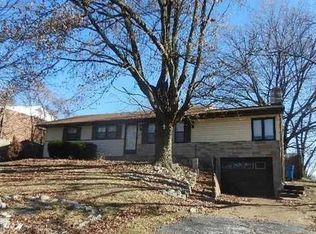 4122 McKibbon Rd, Saint Louis, MO 63134