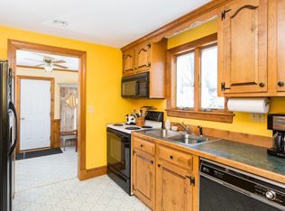 2 Renaud Ave, Dover, NH 03820