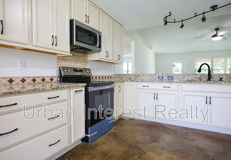 4658 Sunsail Cir — Photo 5