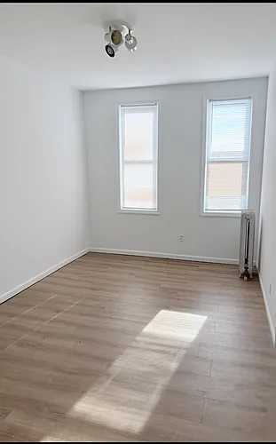 214 Hillside Ave Photo 1