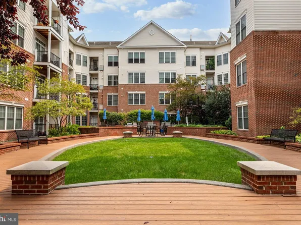300 W Elm St Suite 2223, Conshohocken, PA 19428