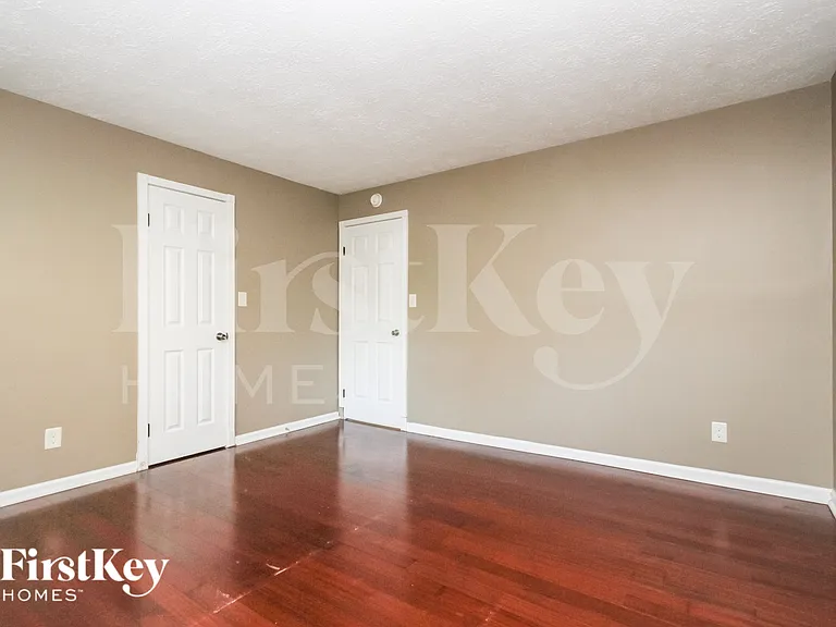 5439 Durango Ct — Photo 14