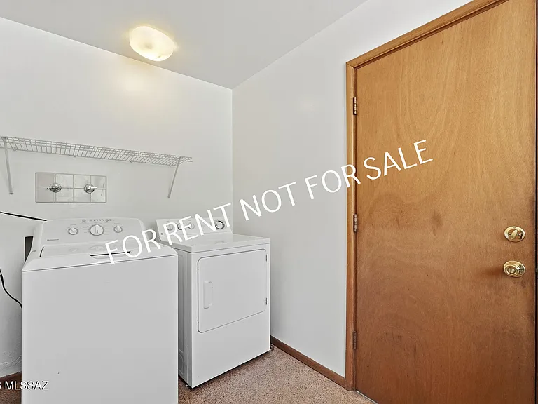 4565 E Quivira Dr — Photo 24