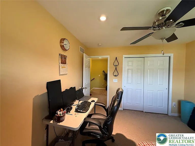 835 Holly Blue Way — Photo 32