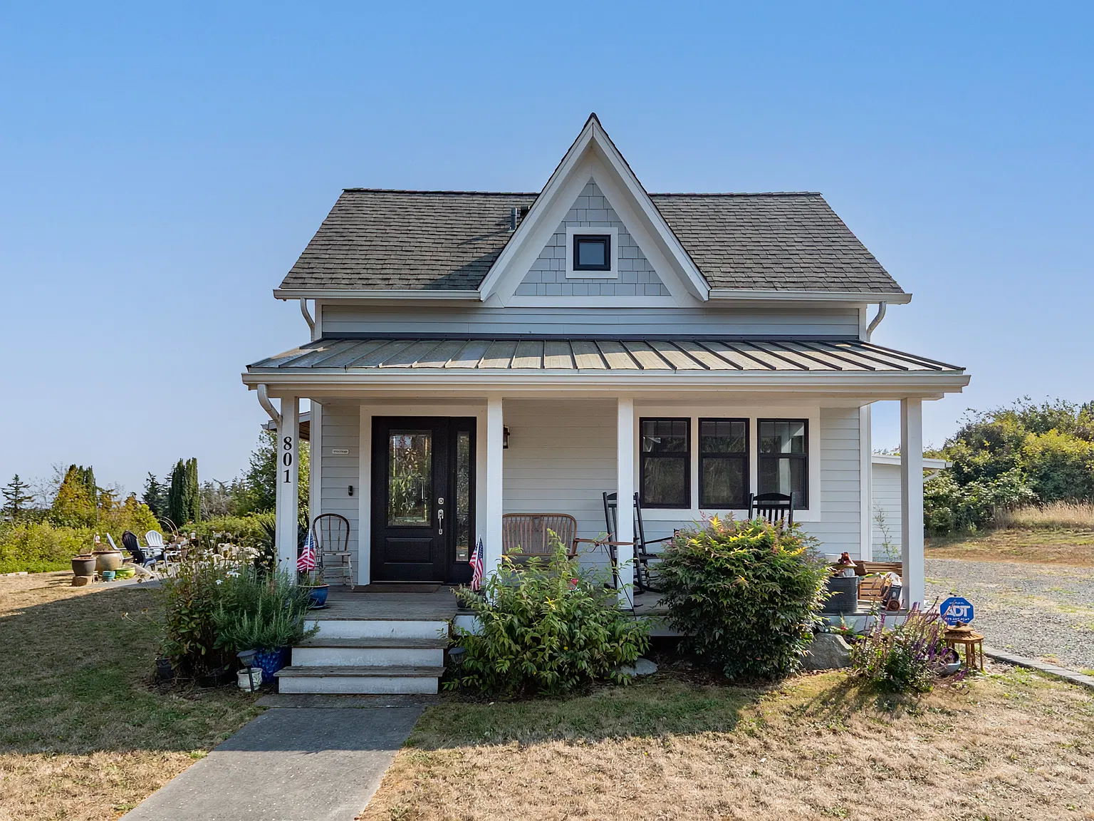 3 bed, 1176 sqft, $2,800 — Photo 4