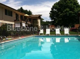 4925 SW 56th Ave APT 14, Portland, OR 97221