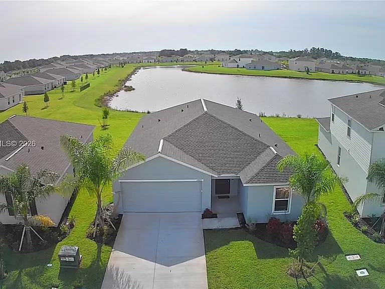 11605 Savanna Lake Blvd — Photo 20
