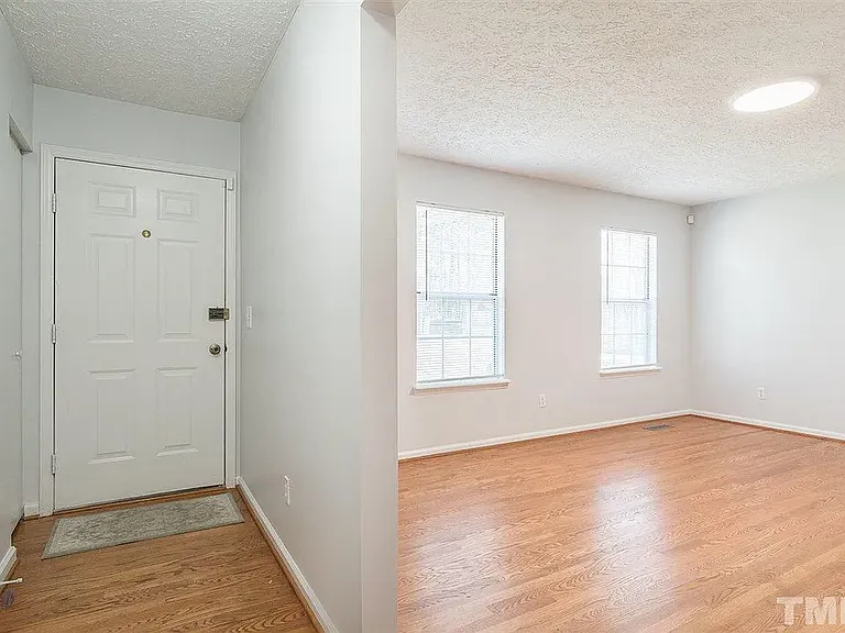 54 S Engels Cir — Photo 16