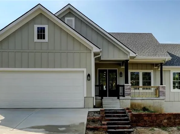 220 Rockbridge Pkwy, Excelsior Springs, MO 64024