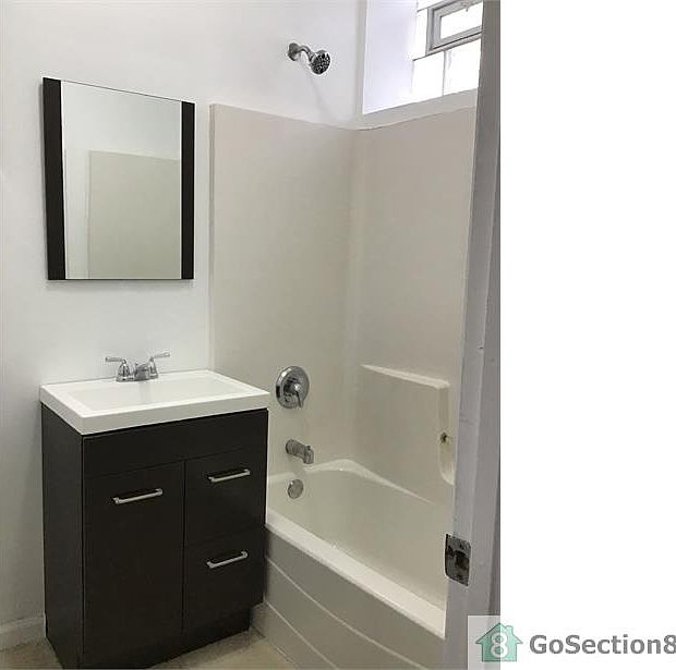 1st image of 6959 S Wabash Ave #3