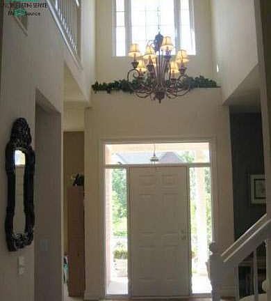4th image of 59812 Beechwood Dr